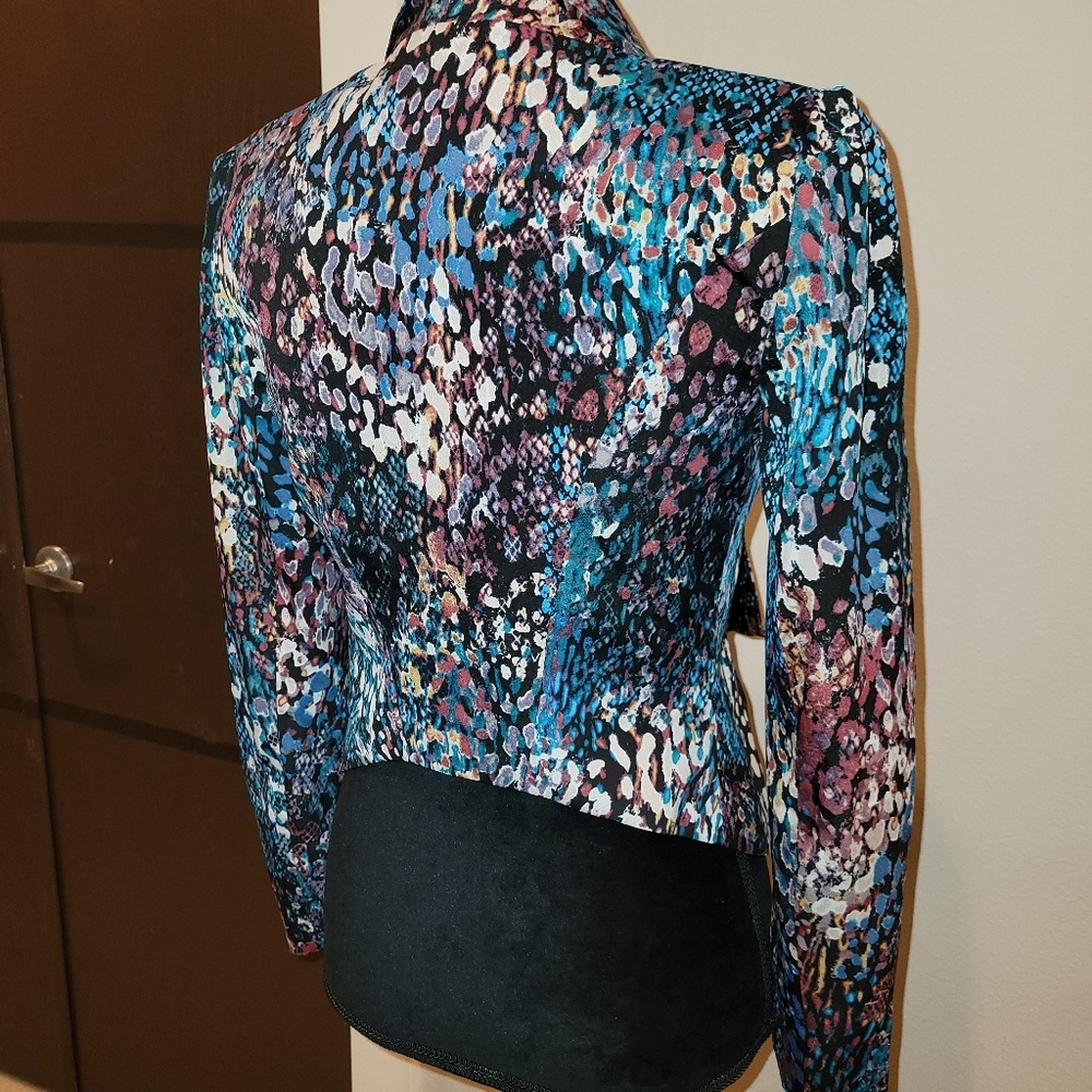 Jacket - Picture 5 of 8